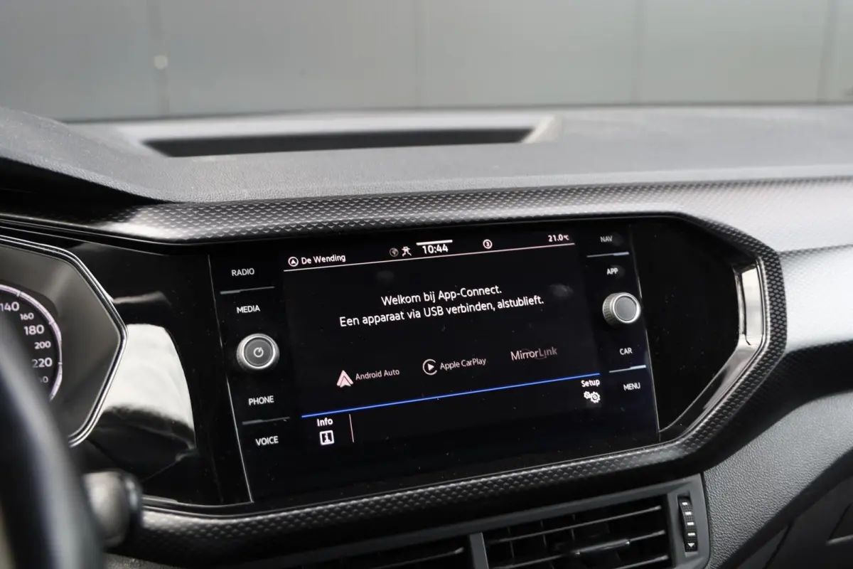 1.0 TSI 95pk Life Navigatie Airco Adaptieve Cruise 16 inch DAB+ CarPlay NL-Auto