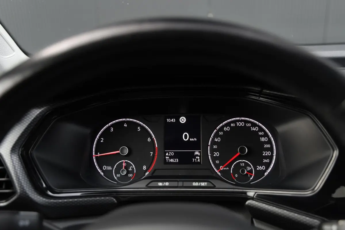 1.0 TSI 95pk Life Navigatie Airco Adaptieve Cruise 16 inch DAB+ CarPlay NL-Auto