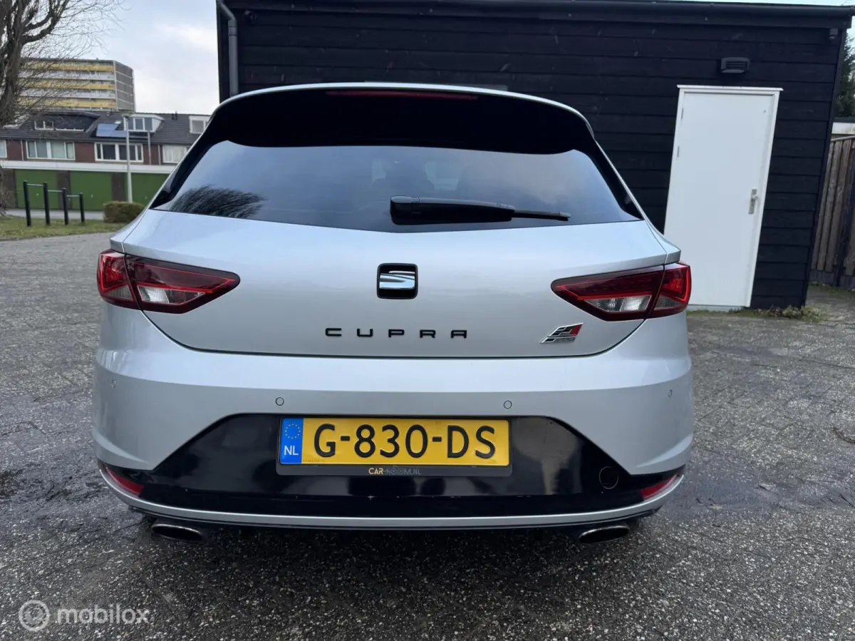 cupra 2.0 TSI DSG| Panorama | schaalstoelen| Grijs