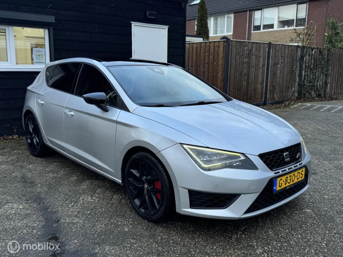 cupra 2.0 TSI DSG| Panorama | schaalstoelen| Grijs