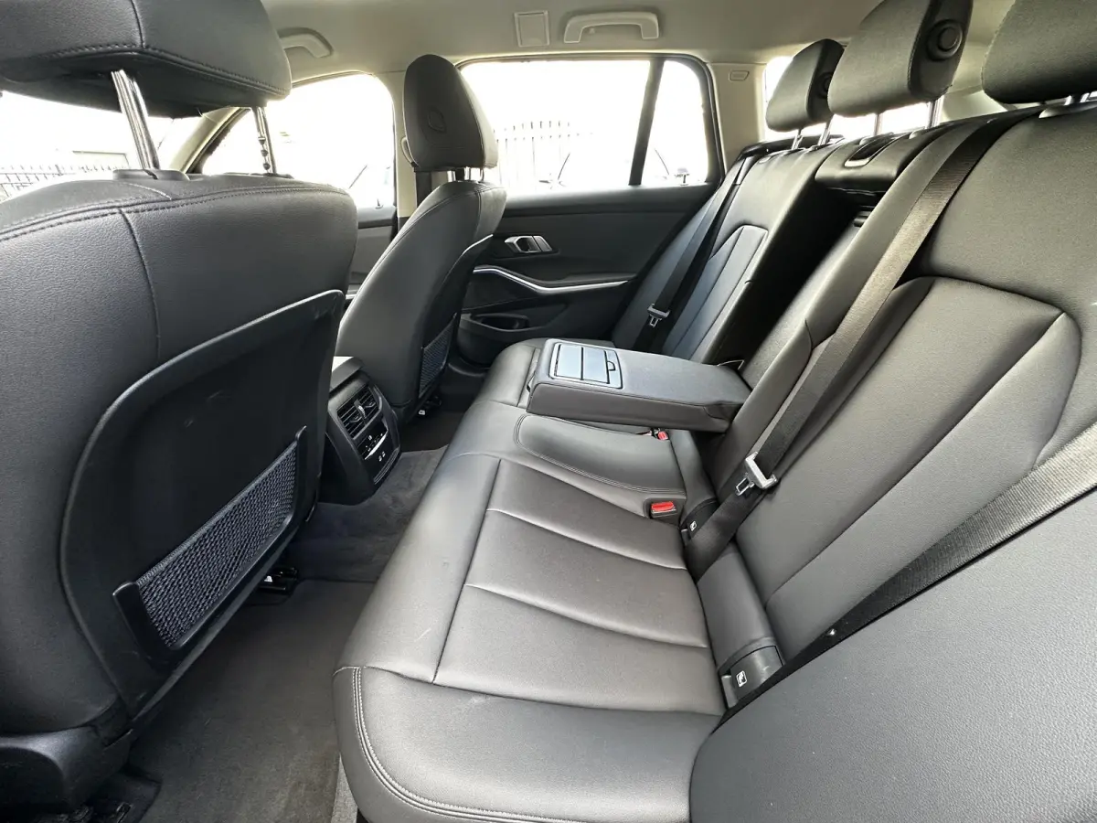320i Leder|Camera|Sfeer|AdapLed
