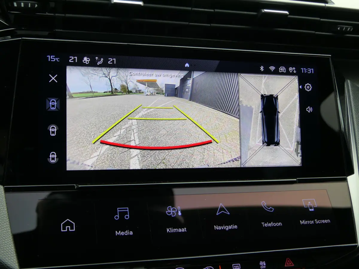 1.6 Plug-in Hybrid 225 GT | Black Pack | LMV 18'' | Camera