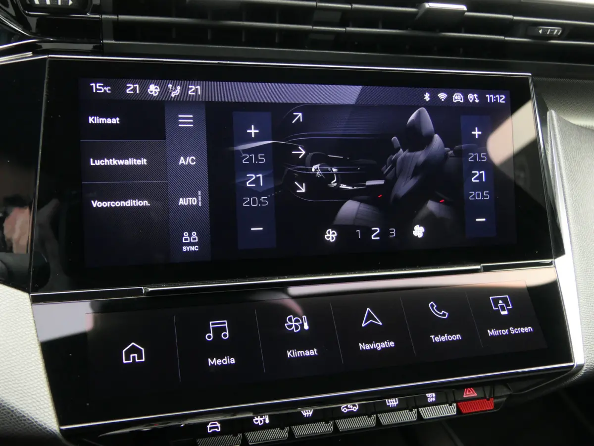 1.6 Plug-in Hybrid 225 GT | Black Pack | LMV 18'' | Camera