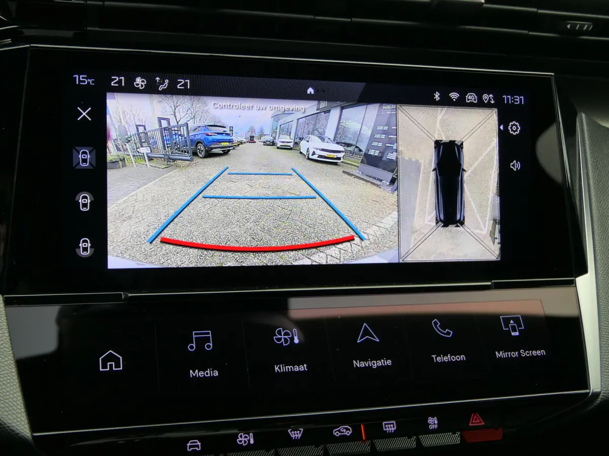 1.6 Plug-in Hybrid 225 GT | Black Pack | LMV 18'' | Camera