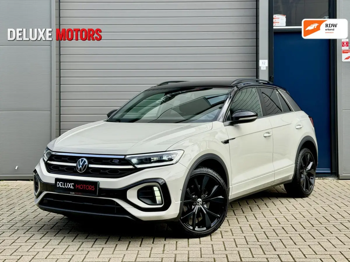 1.5 TSI R-Line DSG Keyless|Camera|IQ|Massag