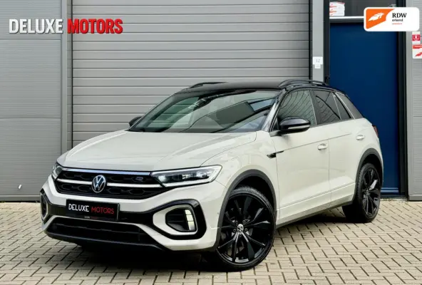 1.5 TSI R-Line DSG Keyless|Camera|IQ|Massag