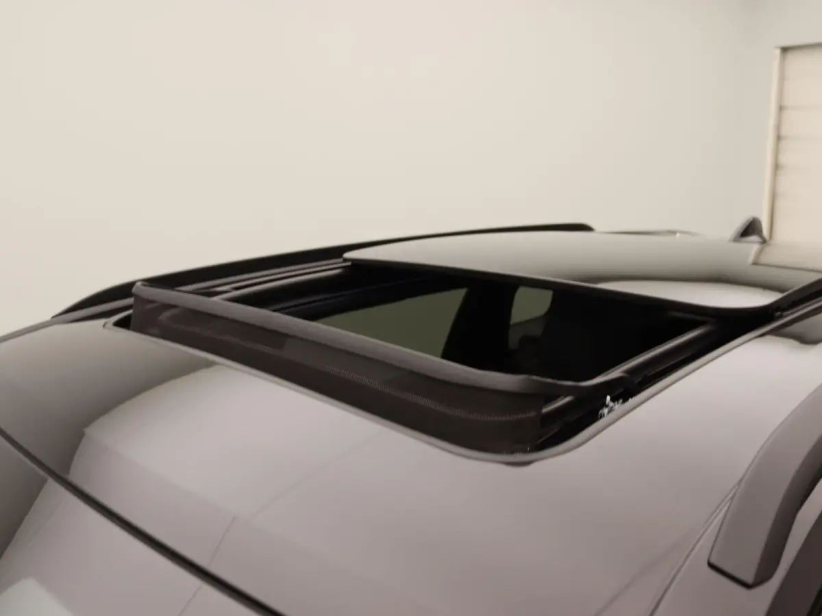 First Edition 74 kWh | 360 camera | Focal premium audio | stoel verwarming-ventilatie |