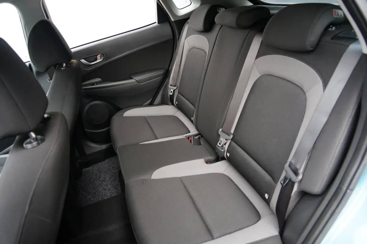 1.0 T-GDI Comfort, CarPlay, cruise, cam. trekh.