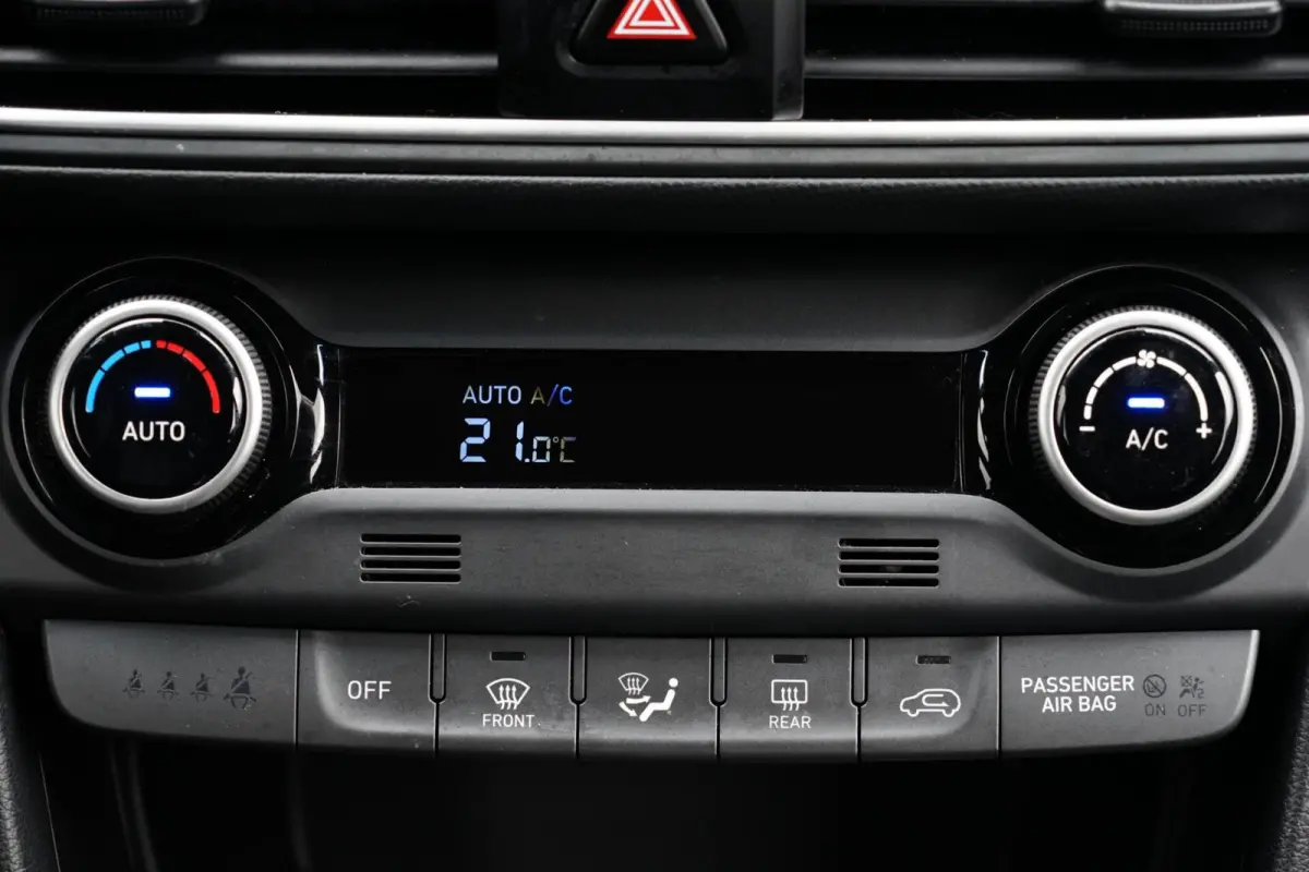 1.0 T-GDI Comfort, CarPlay, cruise, cam. trekh.