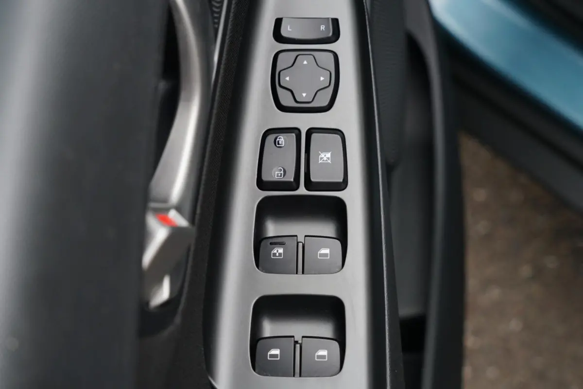 1.0 T-GDI Comfort, CarPlay, cruise, cam. trekh.