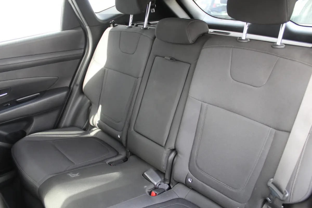 1.6 T-GDI PHEV i-Motion Parkeercamera l Applecarplay /Android auto l Keyless