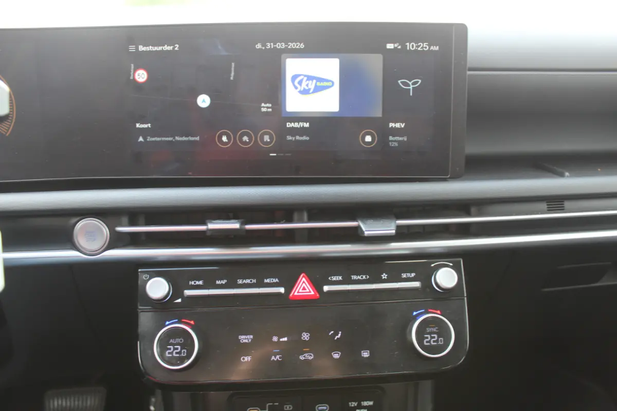1.6 T-GDI PHEV i-Motion Parkeercamera l Applecarplay /Android auto l Keyless
