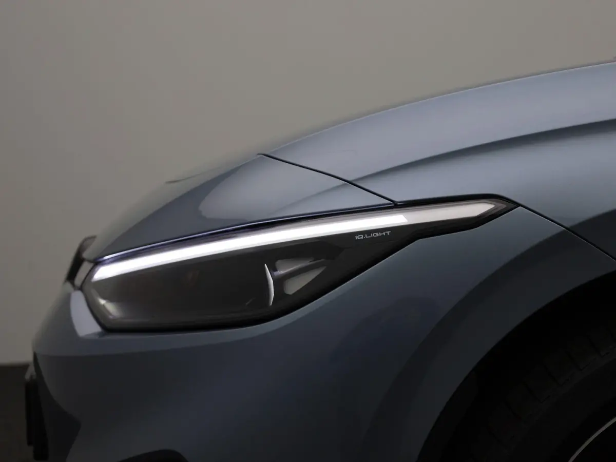 Pro Limited Edition 77 kWh 286 PK | 20" Lichtmetalen velgen | Black Style | Apple Carplay | Navigatie | 360 Camera | Achterklep elektrisch | Head-up display | Memory stoelen | Ruiten getint 
