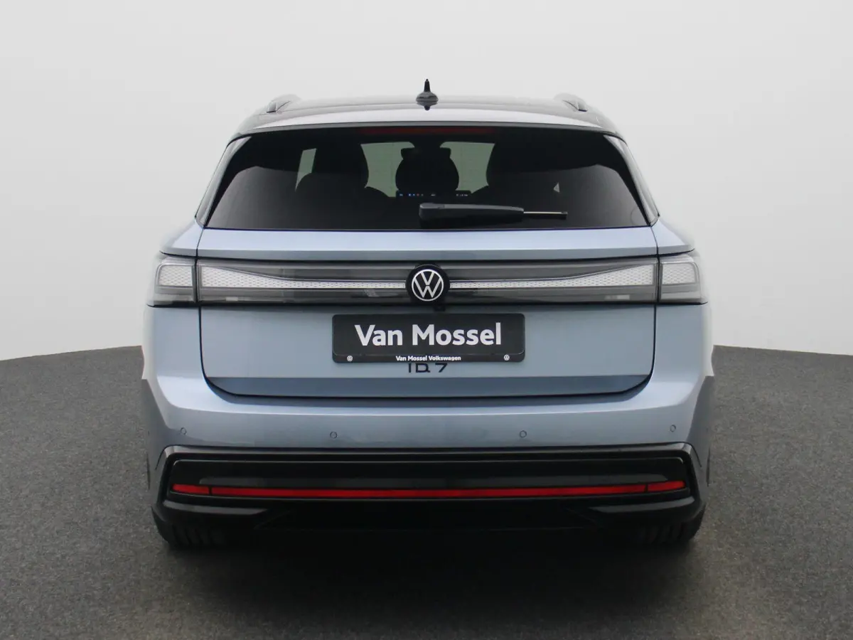 Pro Limited Edition 77 kWh 286 PK | 20" Lichtmetalen velgen | Black Style | Apple Carplay | Navigatie | 360 Camera | Achterklep elektrisch | Head-up display | Memory stoelen | Ruiten getint 