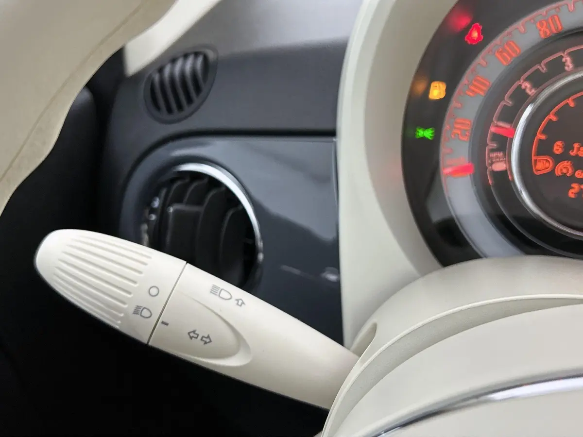 1.0 Hybrid Pop | Airco | Parkeersensoren | Cabrio!