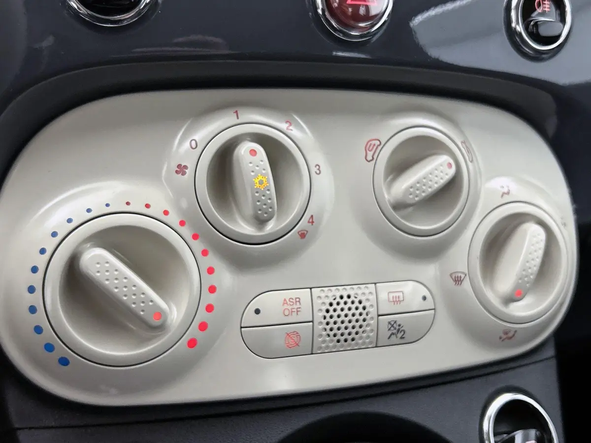 1.0 Hybrid Pop | Airco | Parkeersensoren | Cabrio!
