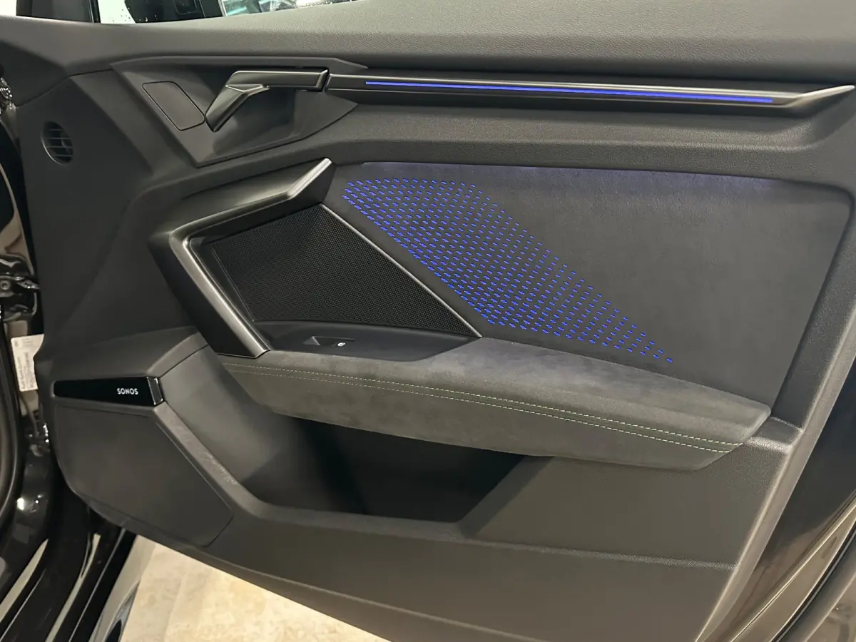 2.5 TFSI RS 3 quattro | FACELIFT | HUD | SONOS | KUIPSTOELEN | FULL OPTIONS