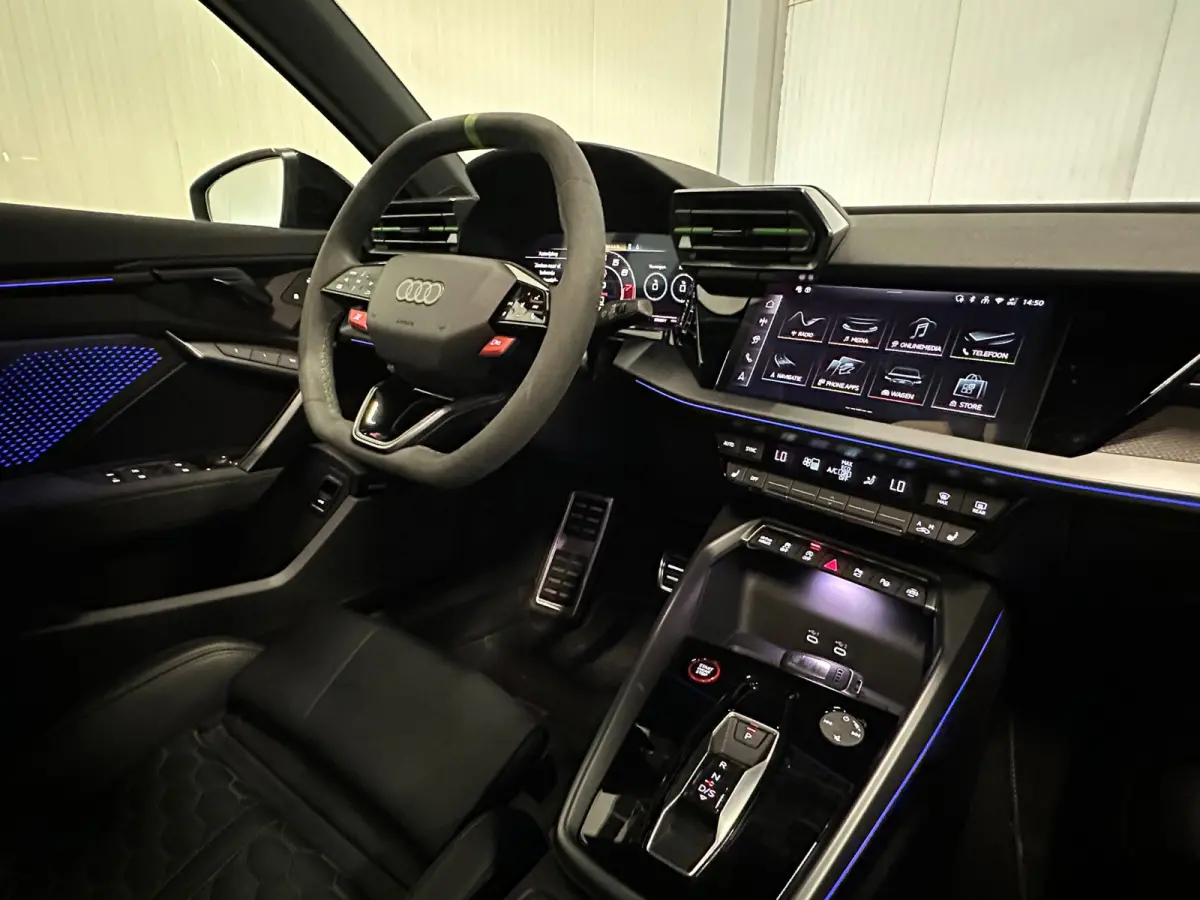 2.5 TFSI RS 3 quattro | FACELIFT | HUD | SONOS | KUIPSTOELEN | FULL OPTIONS