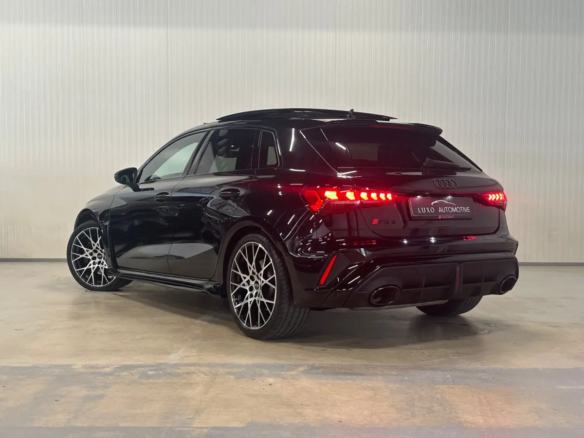 2.5 TFSI RS 3 quattro | FACELIFT | HUD | SONOS | KUIPSTOELEN | FULL OPTIONS
