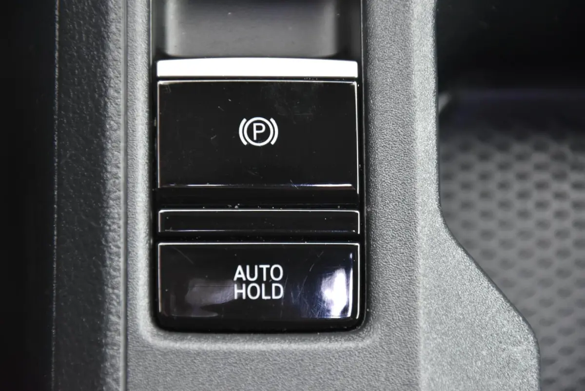 2.0 TDI 1st Edition Clima Camera Navi Cruise