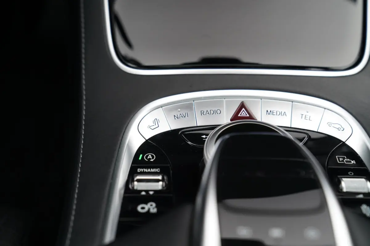 AMG 63 4Matic+ Lang Premium Plus | Burmester 3D | Panorama | Massage stoelen | Stoelkoeling | Carbon |