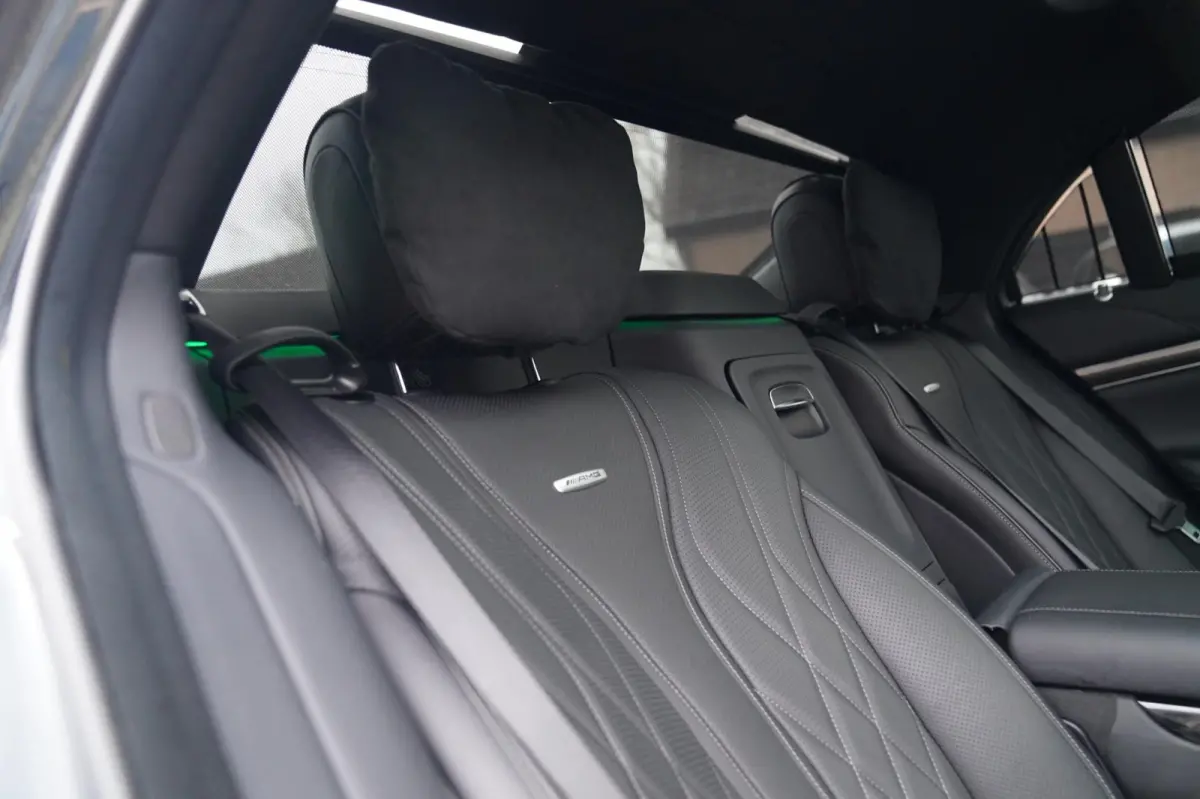 AMG 63 4Matic+ Lang Premium Plus | Burmester 3D | Panorama | Massage stoelen | Stoelkoeling | Carbon |