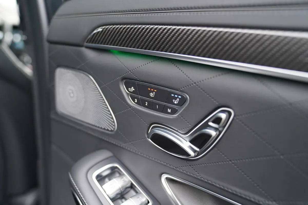 AMG 63 4Matic+ Lang Premium Plus | Burmester 3D | Panorama | Massage stoelen | Stoelkoeling | Carbon |