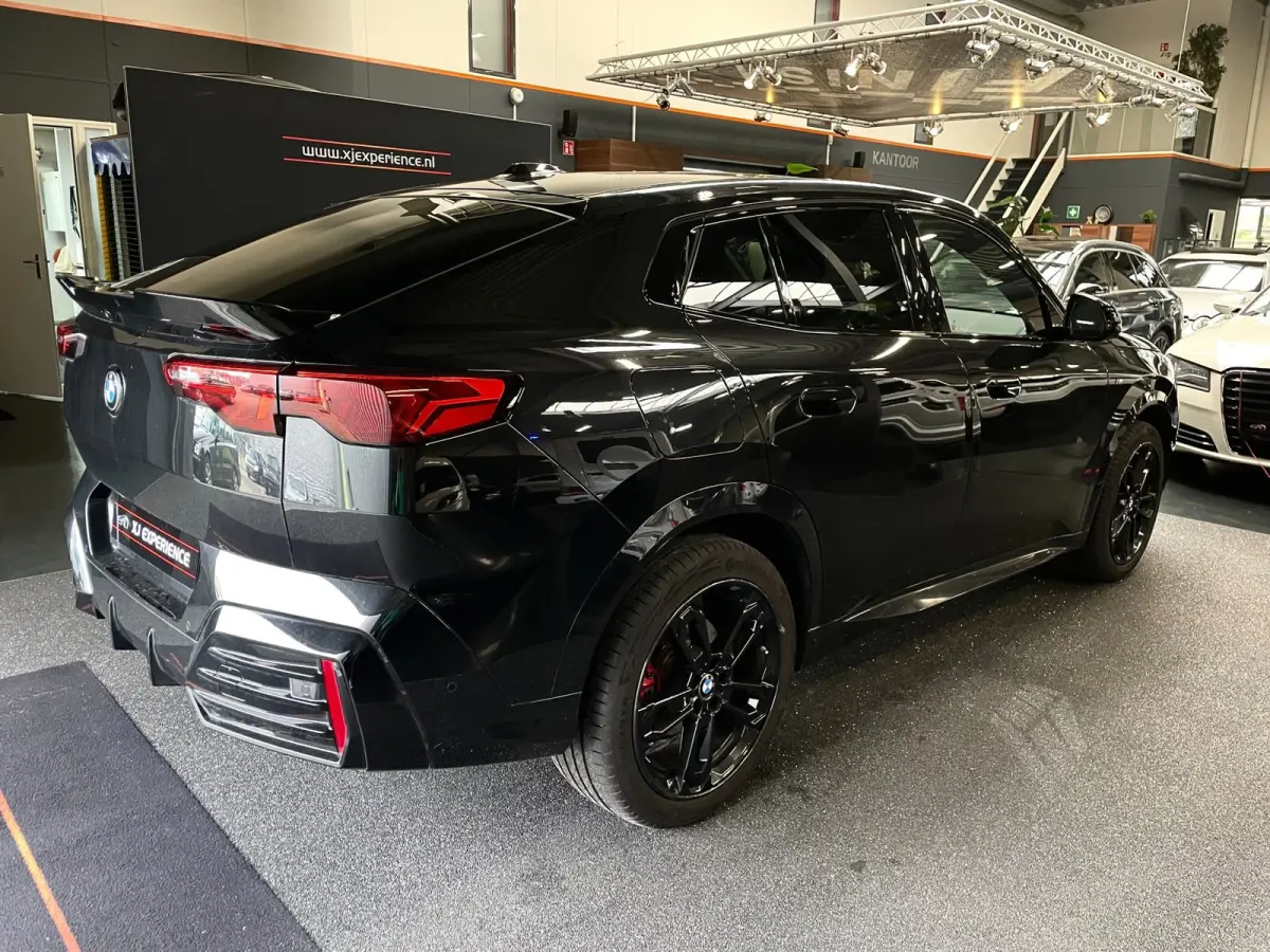 SDrive20i M-Sport Launch Edition NAP MASSAGE PANO GARANTIE EL.TREKHAAK