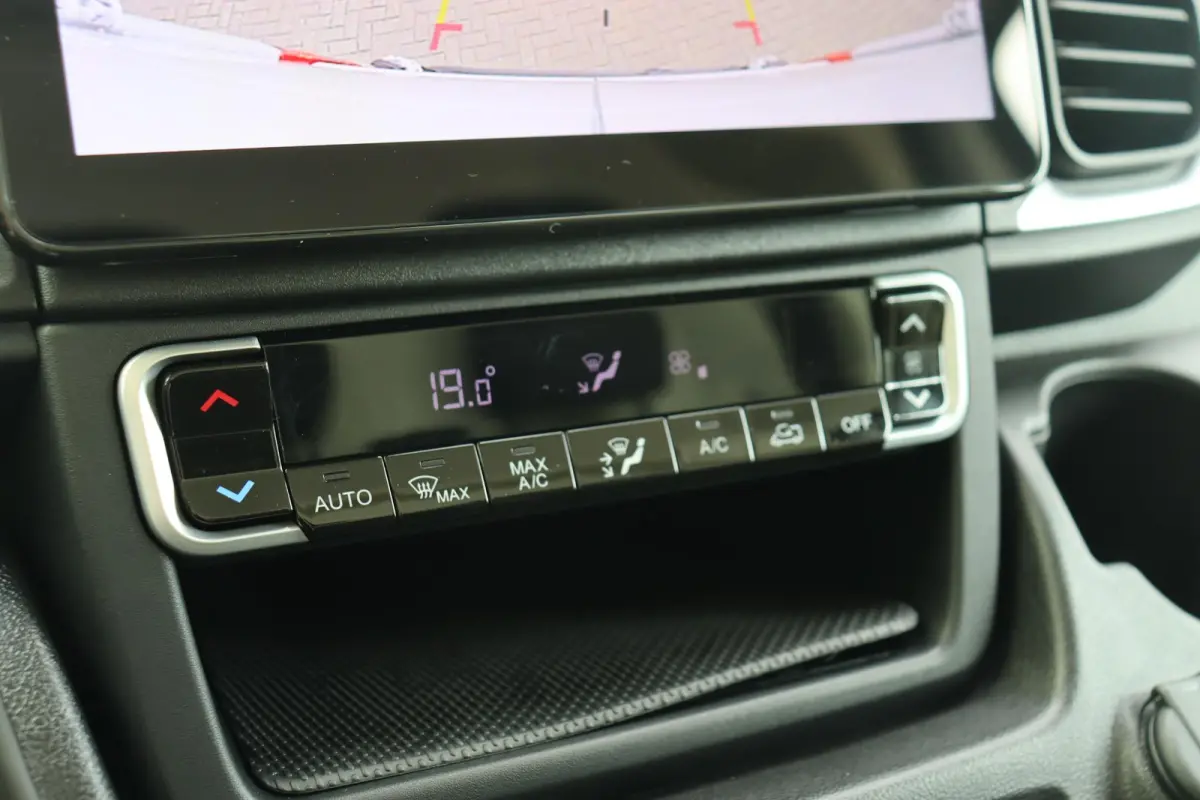 2.2 BlueHDi 140 S&S L2H2 3.5t Navi / Camera / Clima