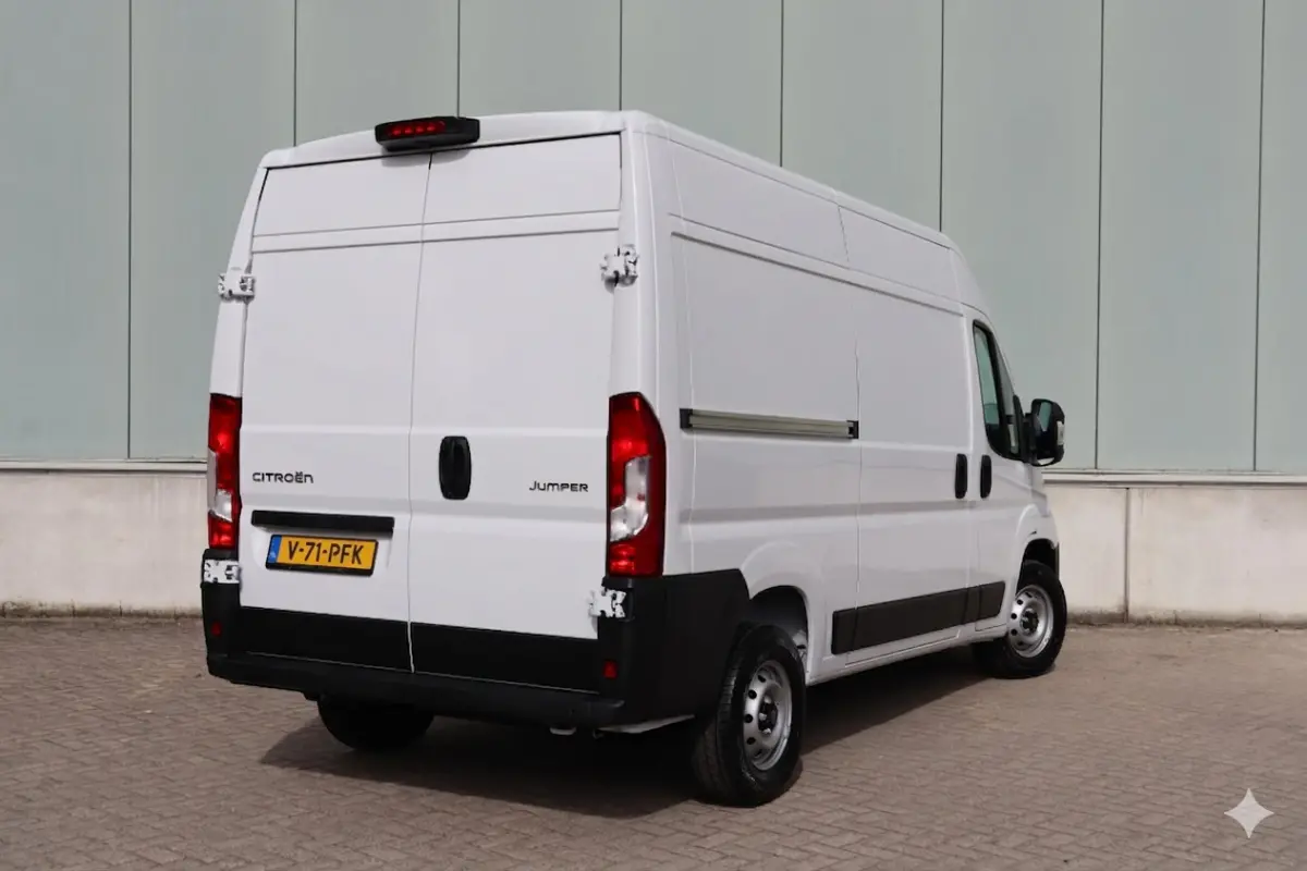 2.2 BlueHDi 140 S&S L2H2 3.5t Navi / Camera / Clima