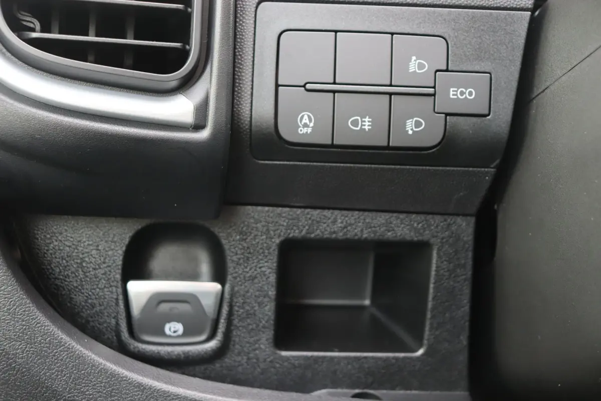 2.2 BlueHDi 140 S&S L2H2 3.5t Navi / Camera / Clima