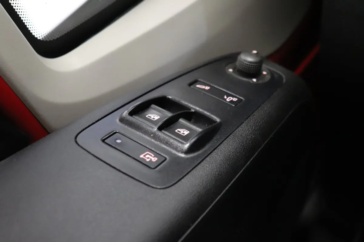 2.0 BlueHDI 164PK L2H1 EURO 6 - Airco - Navi - Cruise - € 11.499,- Excl.