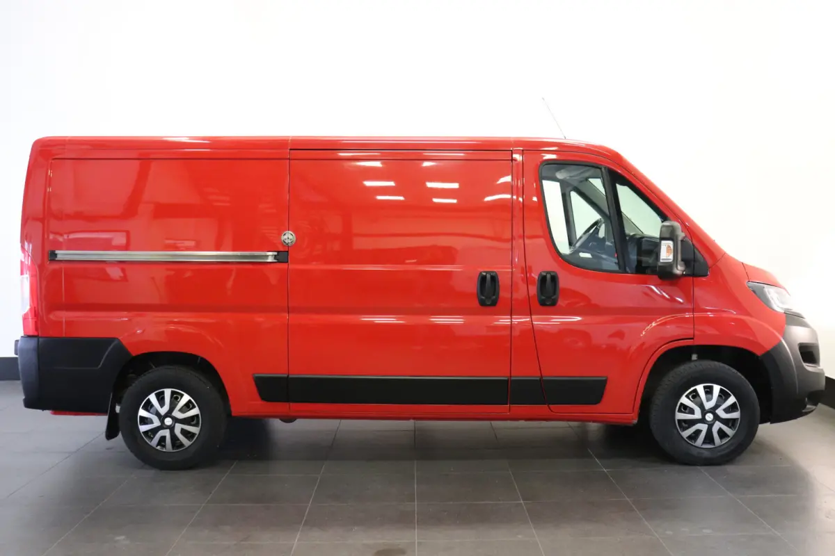 2.0 BlueHDI 164PK L2H1 EURO 6 - Airco - Navi - Cruise - € 11.499,- Excl.