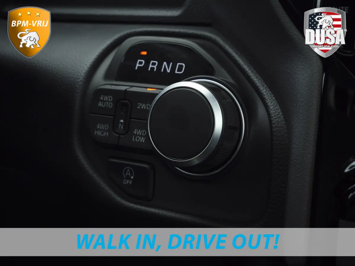 1500 | Bighorn | 3.0L I6 Hurricane | Crew Cab | 4X4 | Stuur/stoel verwarming | Night edition | Panorama dak Getoonde accessoires zijn verkrijgbaar tegen meerprijs