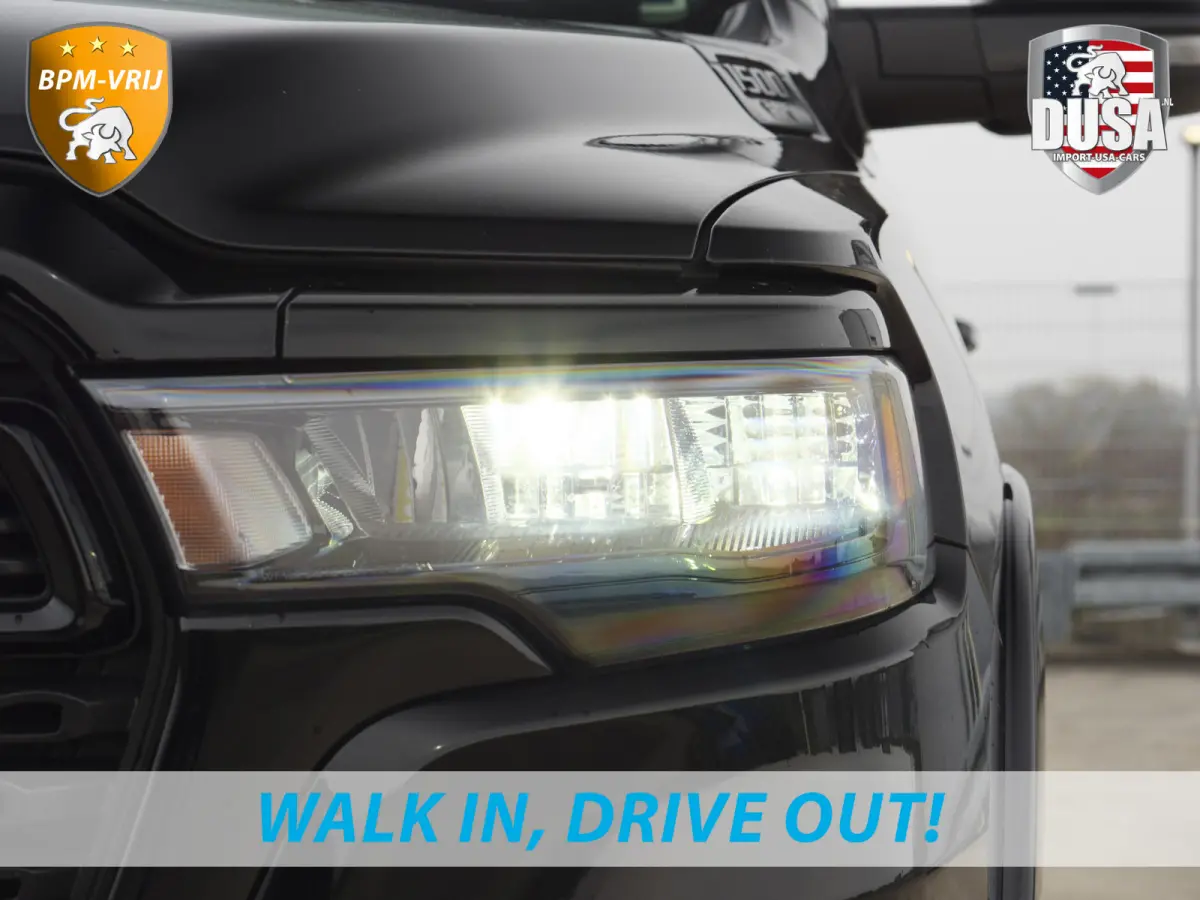 1500 | Bighorn | 3.0L I6 Hurricane | Crew Cab | 4X4 | Stuur/stoel verwarming | Night edition | Panorama dak Getoonde accessoires zijn verkrijgbaar tegen meerprijs
