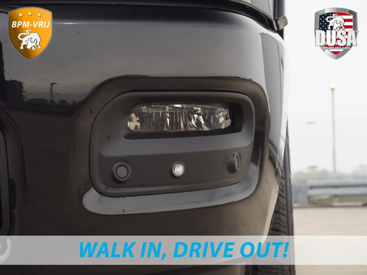 1500 | Bighorn | 3.0L I6 Hurricane | Crew Cab | 4X4 | Stuur/stoel verwarming | Night edition | Panorama dak Getoonde accessoires zijn verkrijgbaar tegen meerprijs