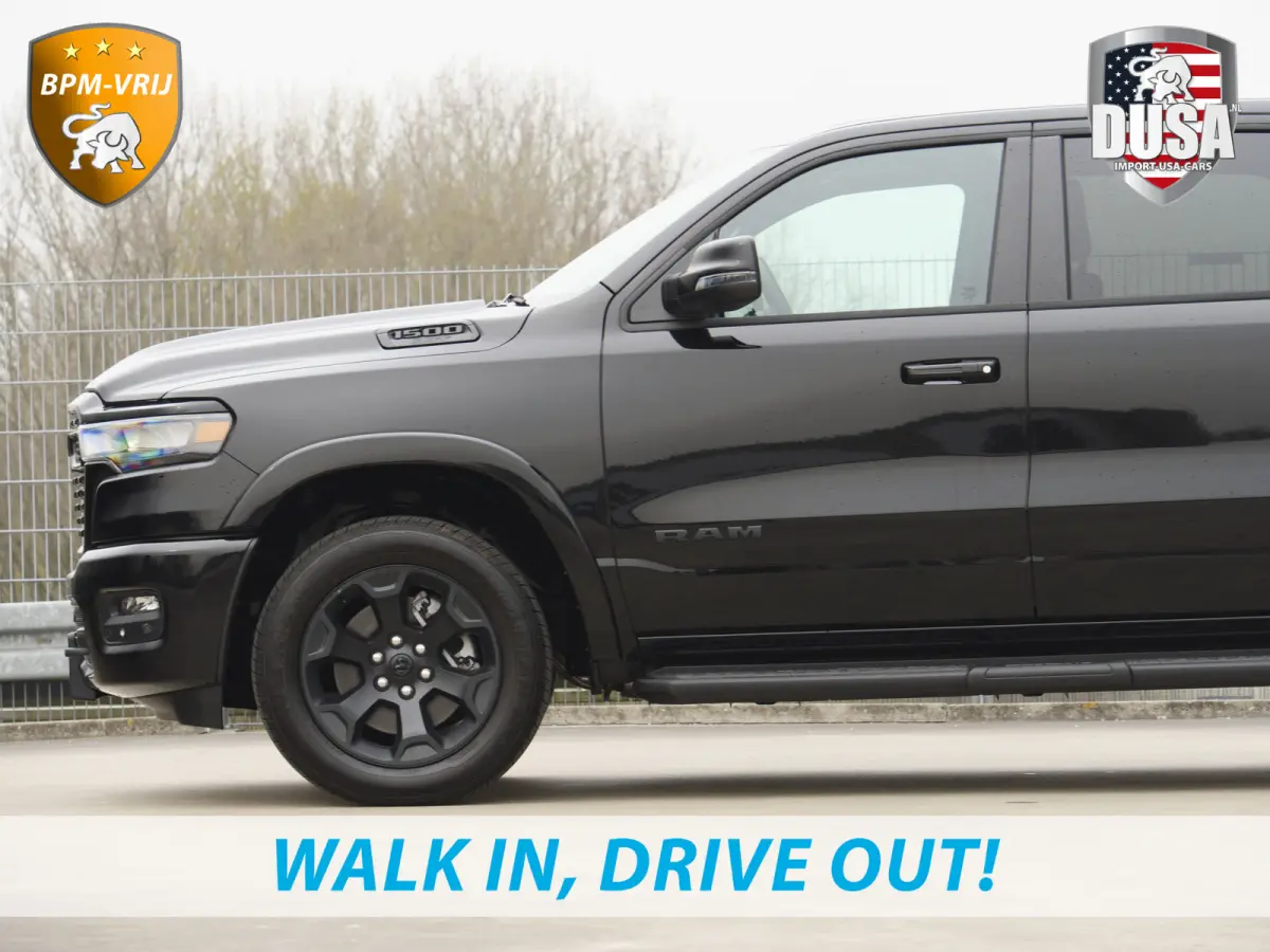 1500 | Bighorn | 3.0L I6 Hurricane | Quad Cab | 4X4 | Stuur/stoel verwarming | Night edition | Panorama dak Getoonde accessoires zijn verkrijgbaar tegen meerprijs