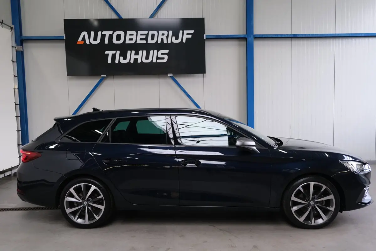 1.5 eTSI FR Business Intense Automaat - N.A.P. Airco, Cruise, Virtual Display, Camera, PDC.