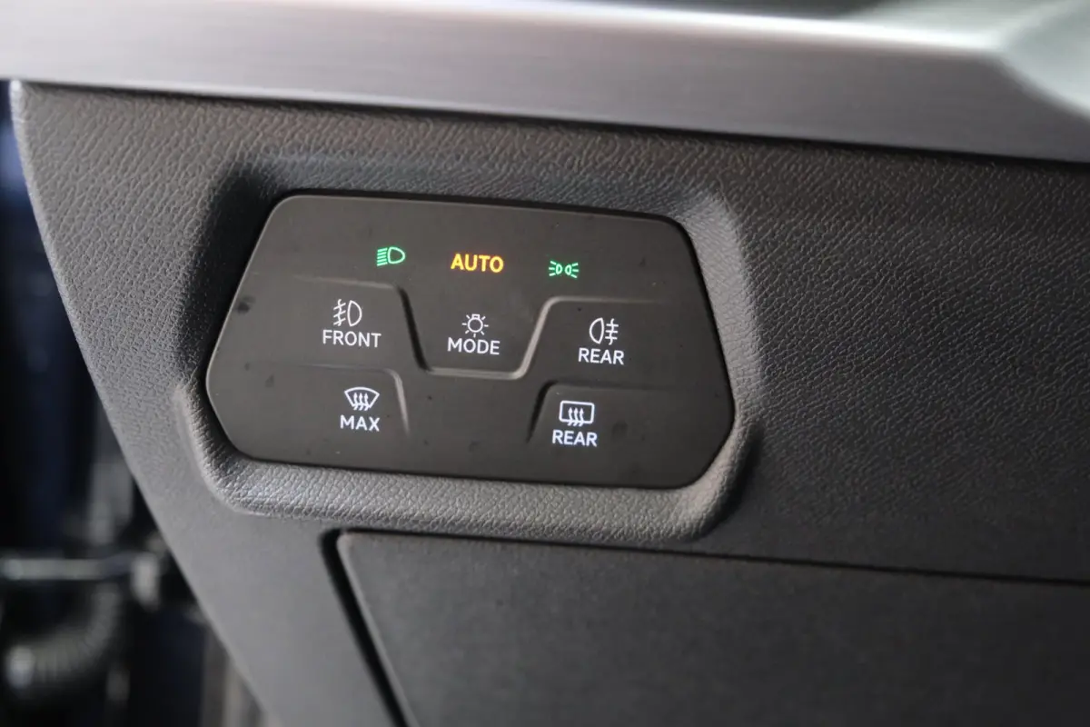 1.5 eTSI FR Business Intense Automaat - N.A.P. Airco, Cruise, Virtual Display, Camera, PDC.