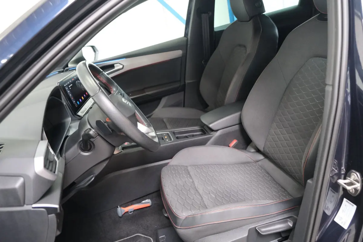 1.5 eTSI FR Business Intense Automaat - N.A.P. Airco, Cruise, Virtual Display, Camera, PDC.