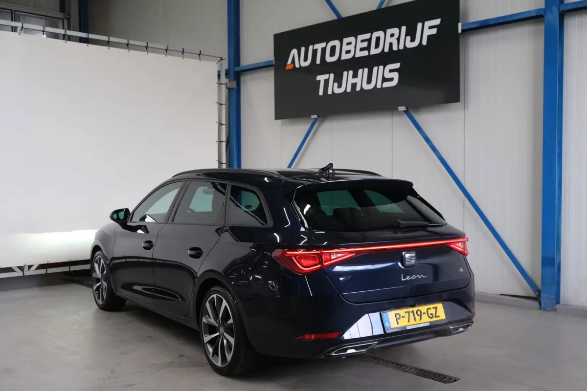 1.5 eTSI FR Business Intense Automaat - N.A.P. Airco, Cruise, Virtual Display, Camera, PDC.