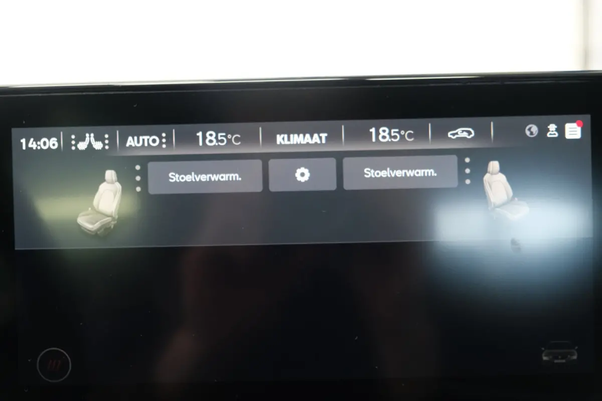 1.5 eTSI FR Business Intense Automaat - N.A.P. Airco, Cruise, Virtual Display, Camera, PDC.