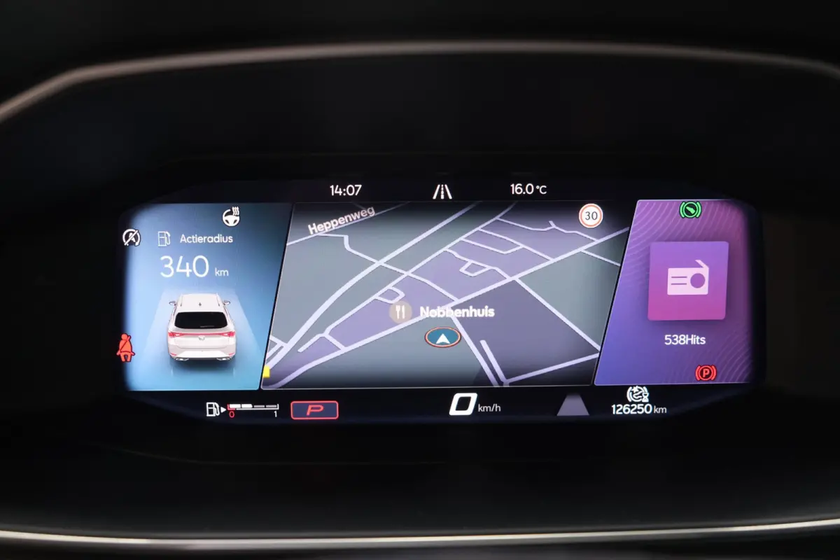 1.5 eTSI FR Business Intense Automaat - N.A.P. Airco, Cruise, Virtual Display, Camera, PDC.