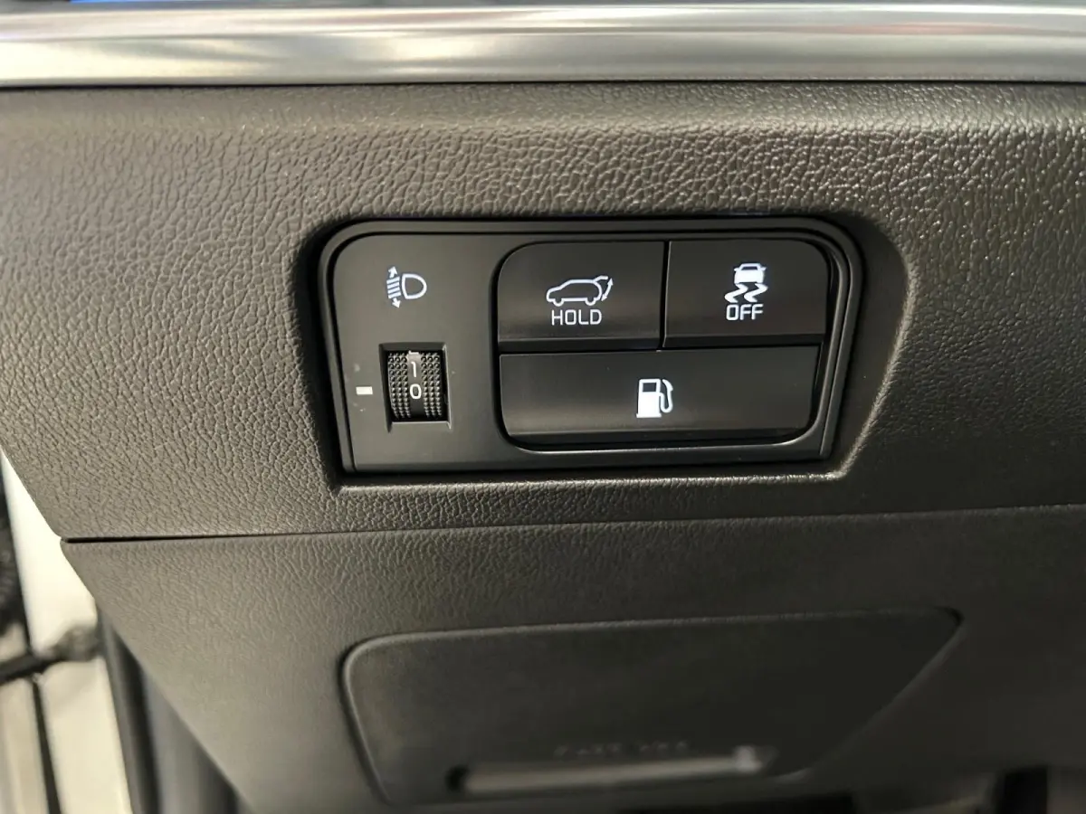 1.6 T-GDi Plug-in Hybrid 4WD DynamicPlusLine 7p | Apple Carplay / Android Auto | Navigatiesysteem | Licht + Regensensor | Stoel + Stuurverwarming | Elektrisch Verstelbare Bestuurdersstoel | 