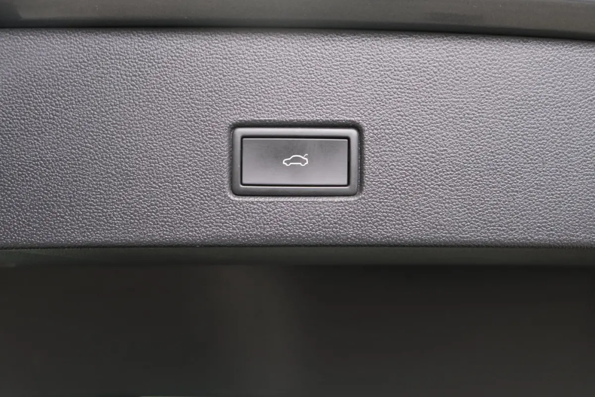 1.5 TSI Style Business Automaat - N.A.P. Airco, Crusie, Navi, PDC, Carplay.