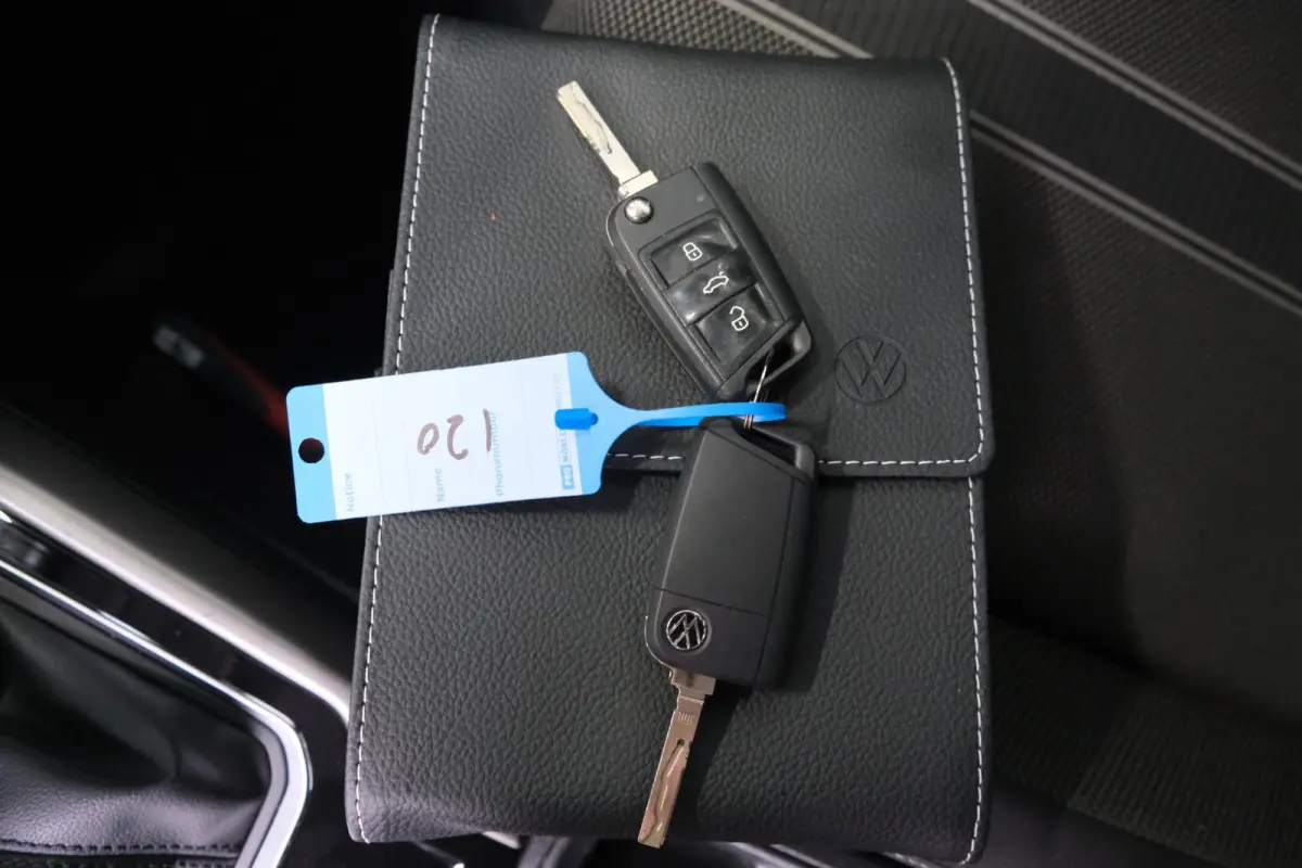 1.5 TSI Style Business Automaat - N.A.P. Airco, Crusie, Navi, PDC, Carplay.