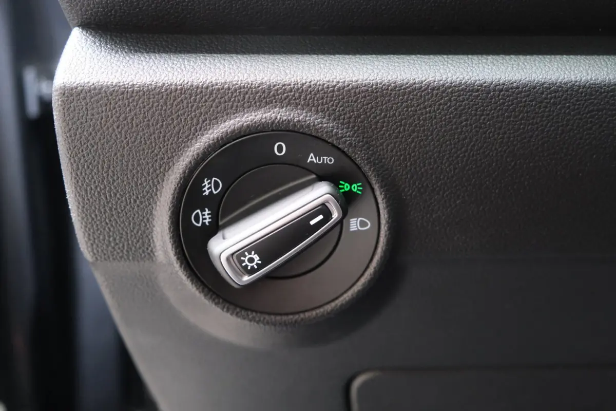 1.5 TSI Style Business Automaat - N.A.P. Airco, Crusie, Navi, PDC, Carplay.