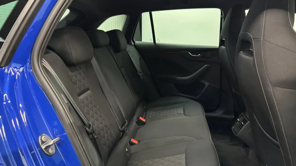 1.0 TSI Sport Business LM CRUISE CARPLAY ECC.