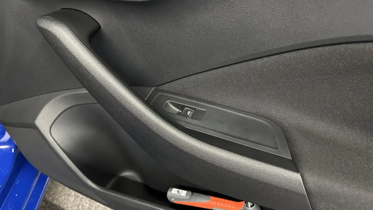 1.0 TSI Sport Business LM CRUISE CARPLAY ECC.
