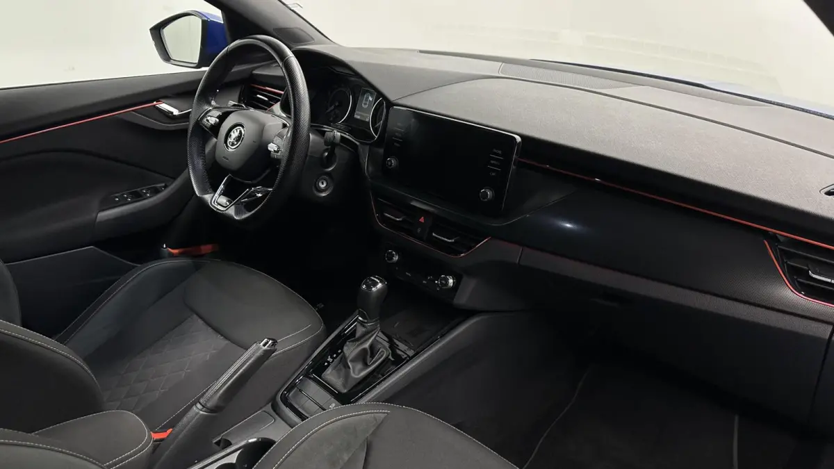 1.0 TSI Sport Business LM CRUISE CARPLAY ECC.